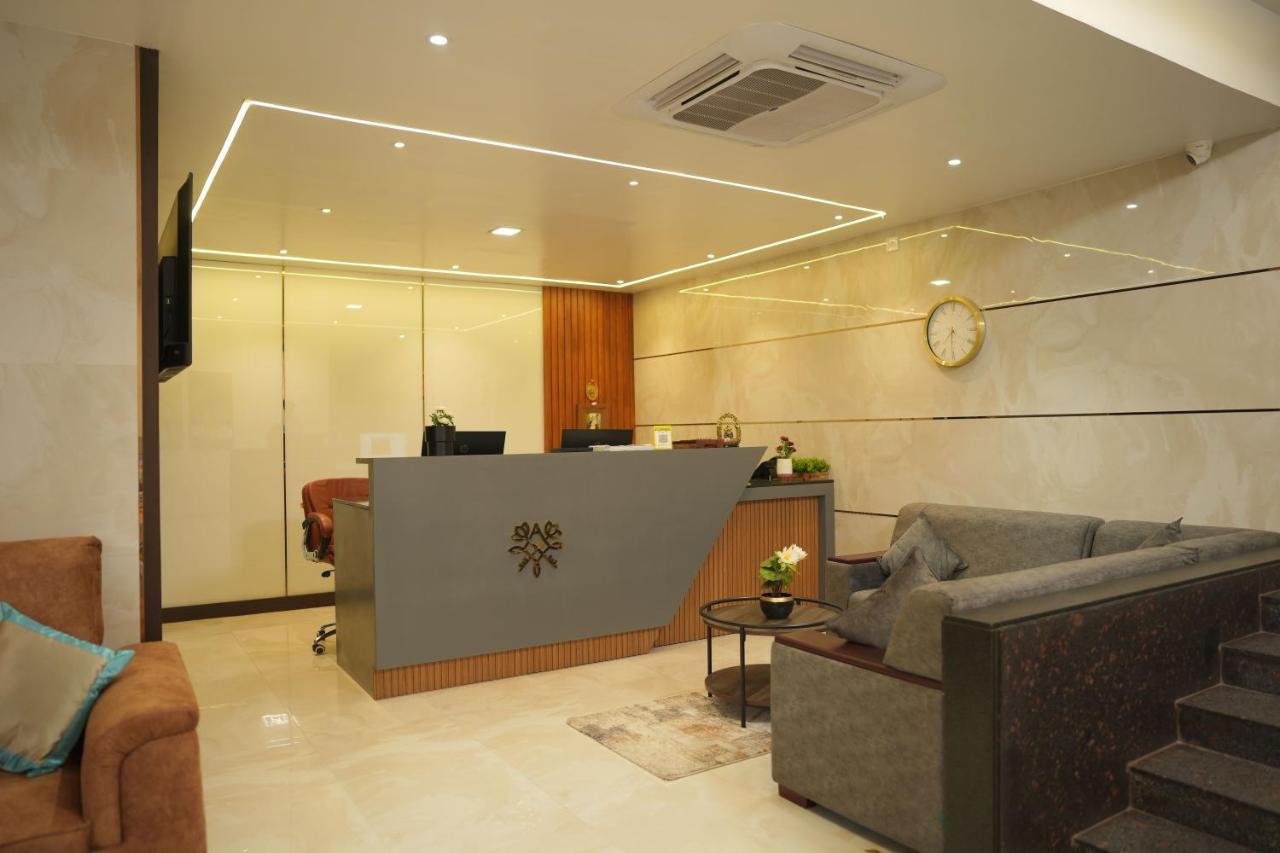 Sri Ambal Grand Hotel Virudunagar ภายนอก รูปภาพ
